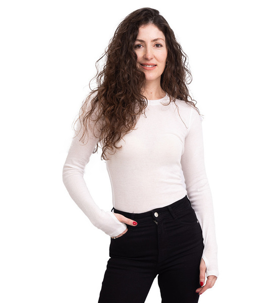 Bengü – Real People & New Faces Sedcard bei JustInCast