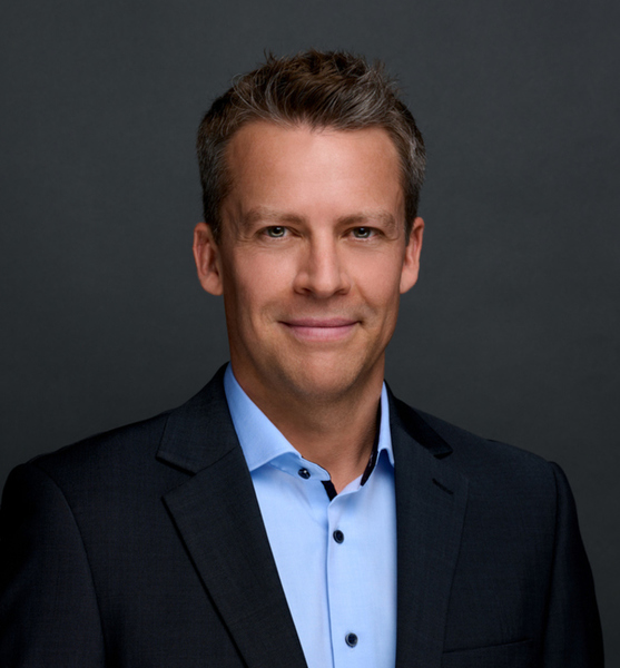 Hannes L. – Moderation Sedcard-Foto 5 bei JustInCast