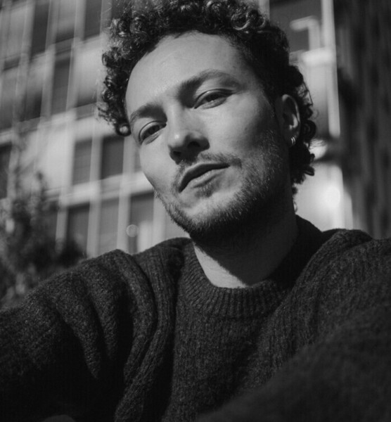 Felix Florian F. – Fashion Sedcard-Foto 3 bei JustInCast
