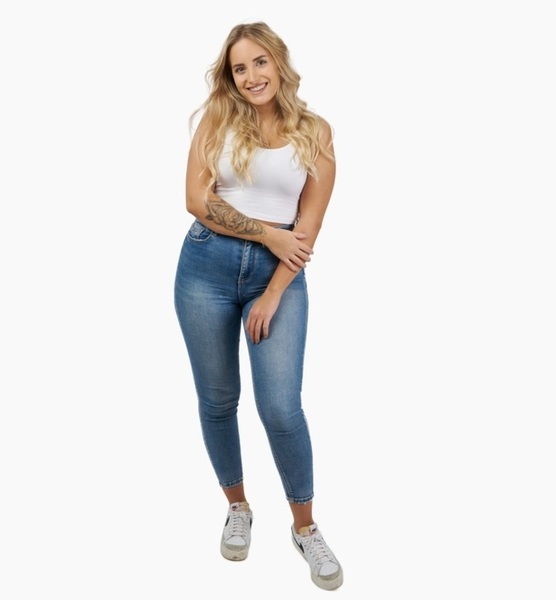 Mandy B. – Schauspiel Sedcard-Foto 10 bei JustInCast