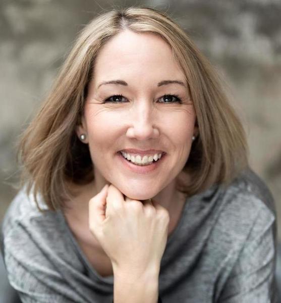 Corine – Moderatoren & Presenter Sedcard bei JustInCast