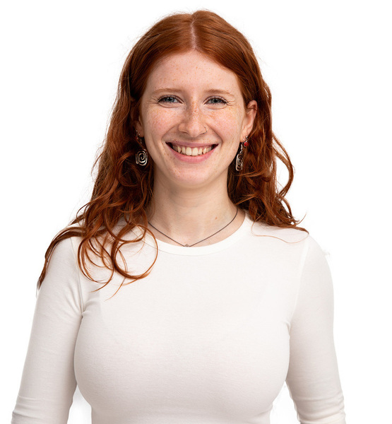 Laura – Real People & New Faces Sedcard bei JustInCast