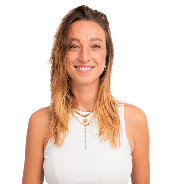 Nadine – Real People & New Faces Sedcard bei JustInCast