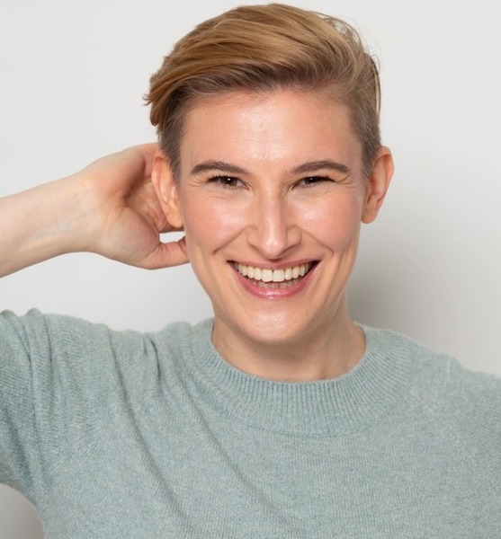 Christine – Schauspieler & Darsteller Sedcard bei JustInCast