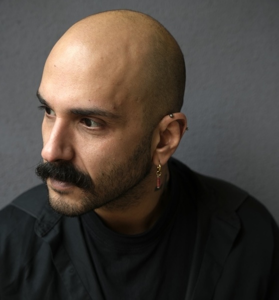 Mohamad S. – Real People Sedcard-Foto 8 bei JustInCast