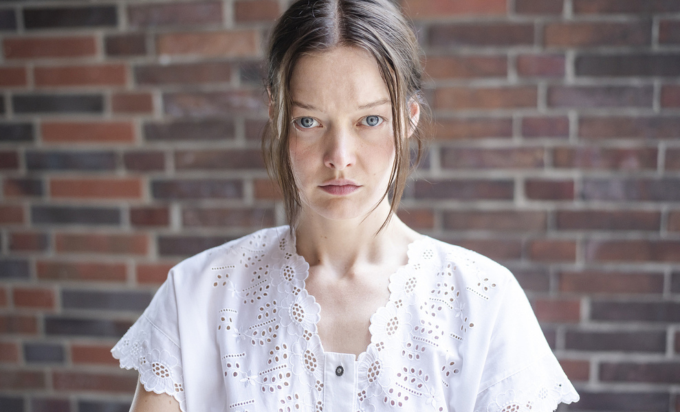 Hannah R. – Schauspiel Sedcard-Foto 4 bei JustInCast